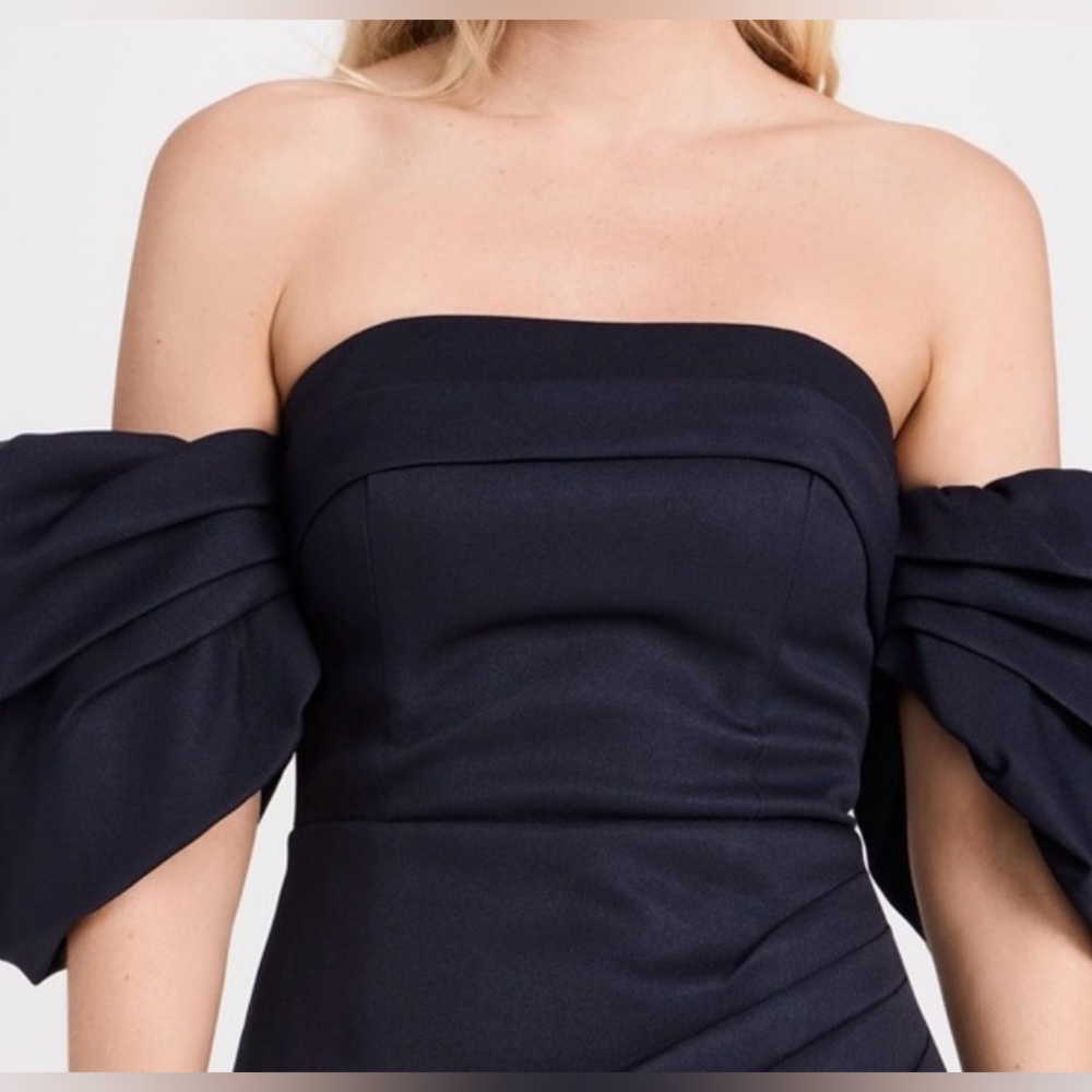 Elegant Black Off-Shoulder evening satin mini Dress. Mint condition !